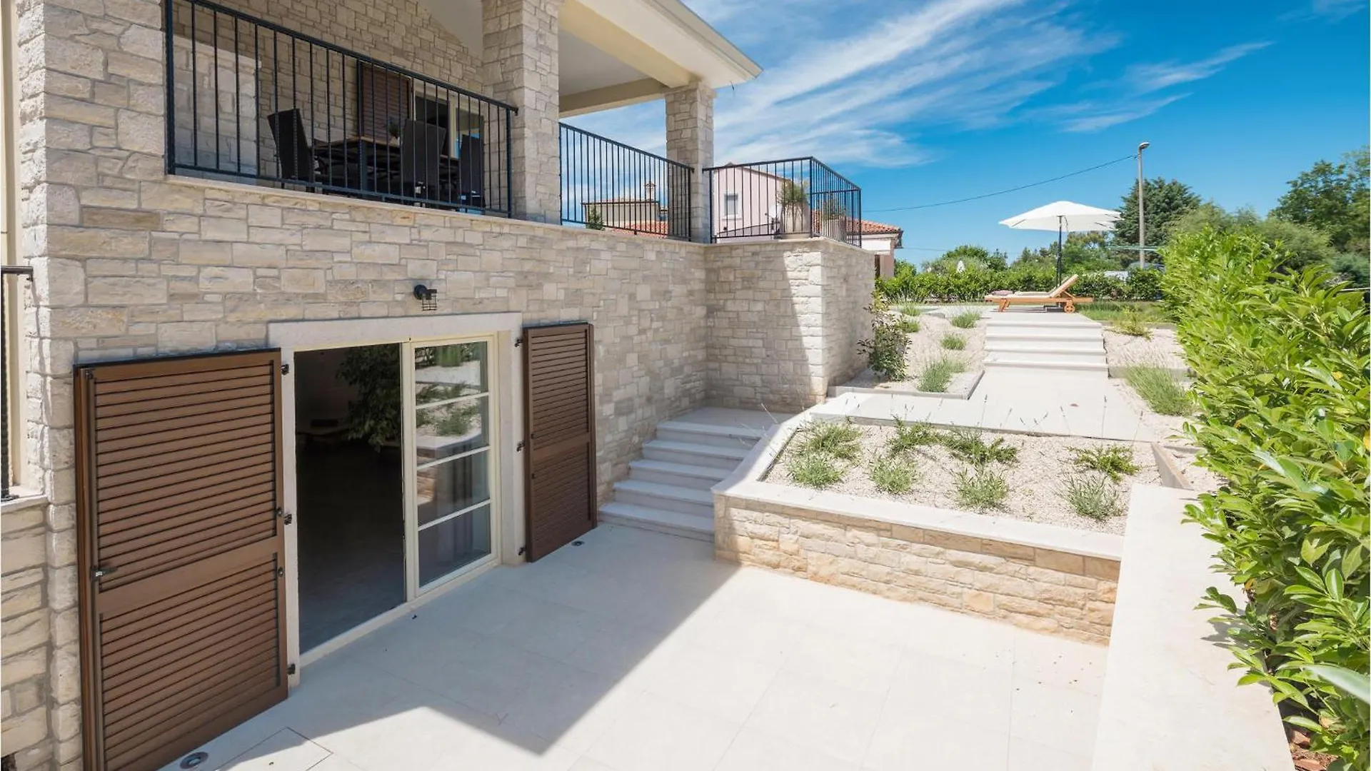 Stunning Home In Umag With Wifi 0*,