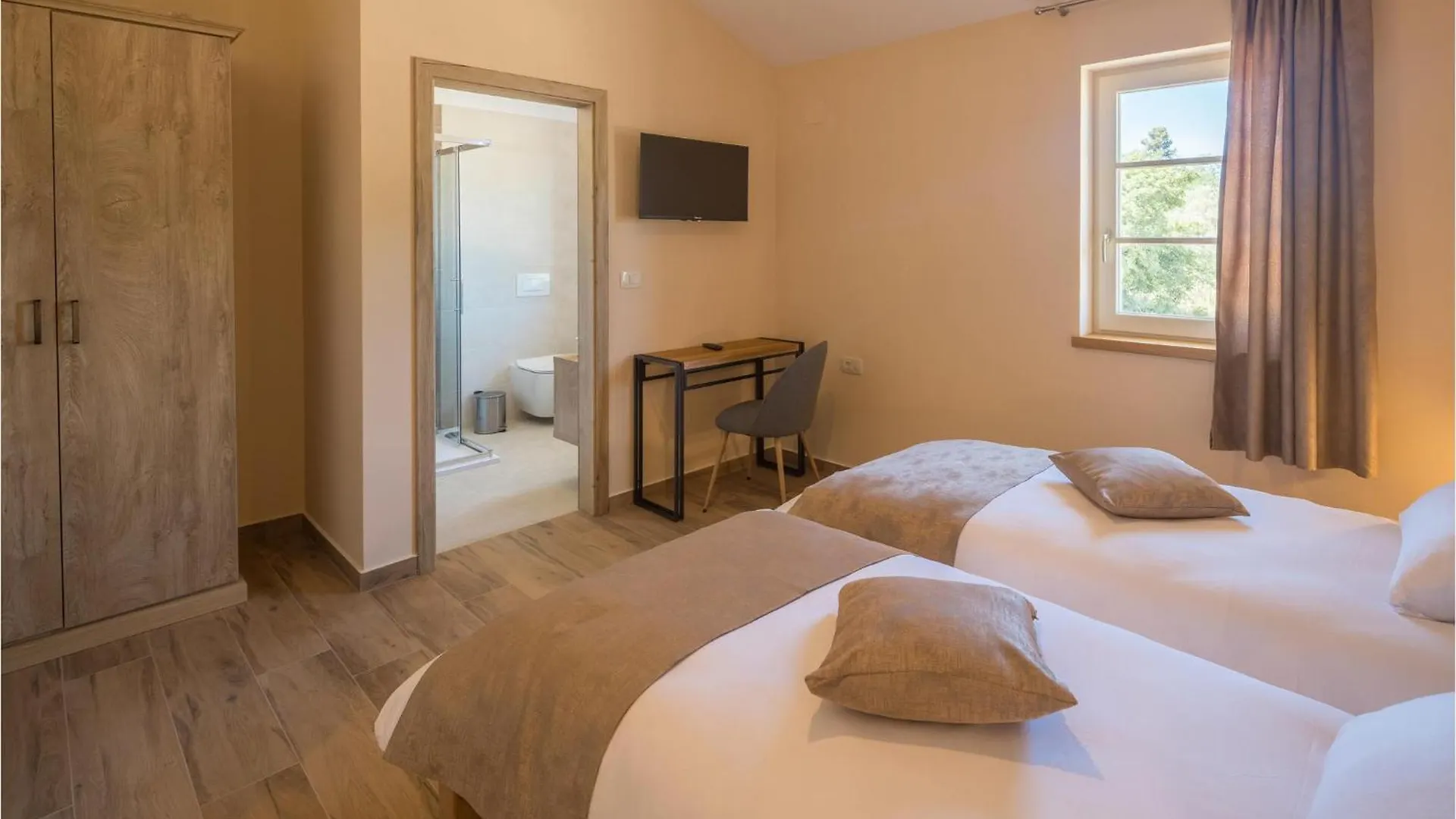 Stunning Home In Umag With Wifi